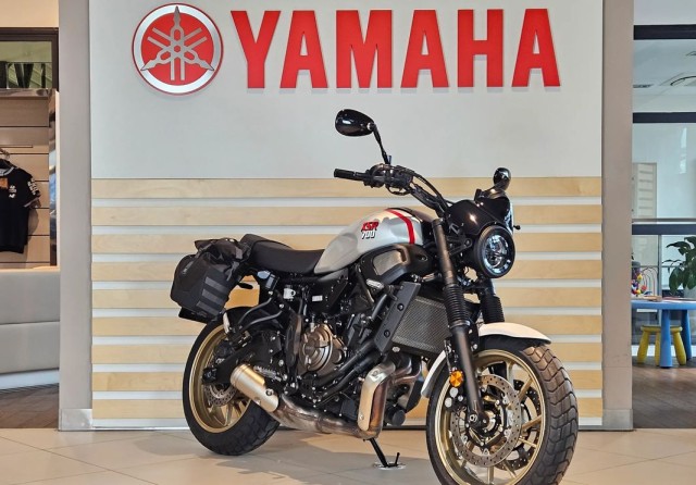 yamaha