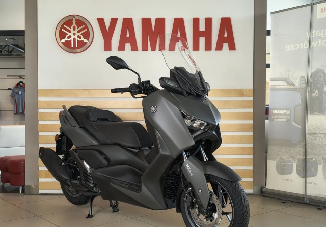 yamaha