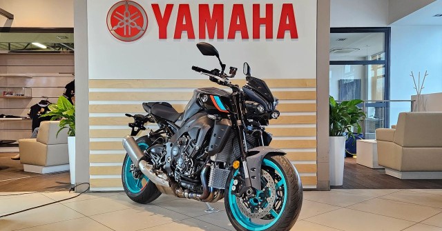 yamaha