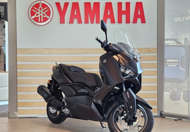 yamaha