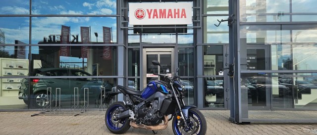 yamaha